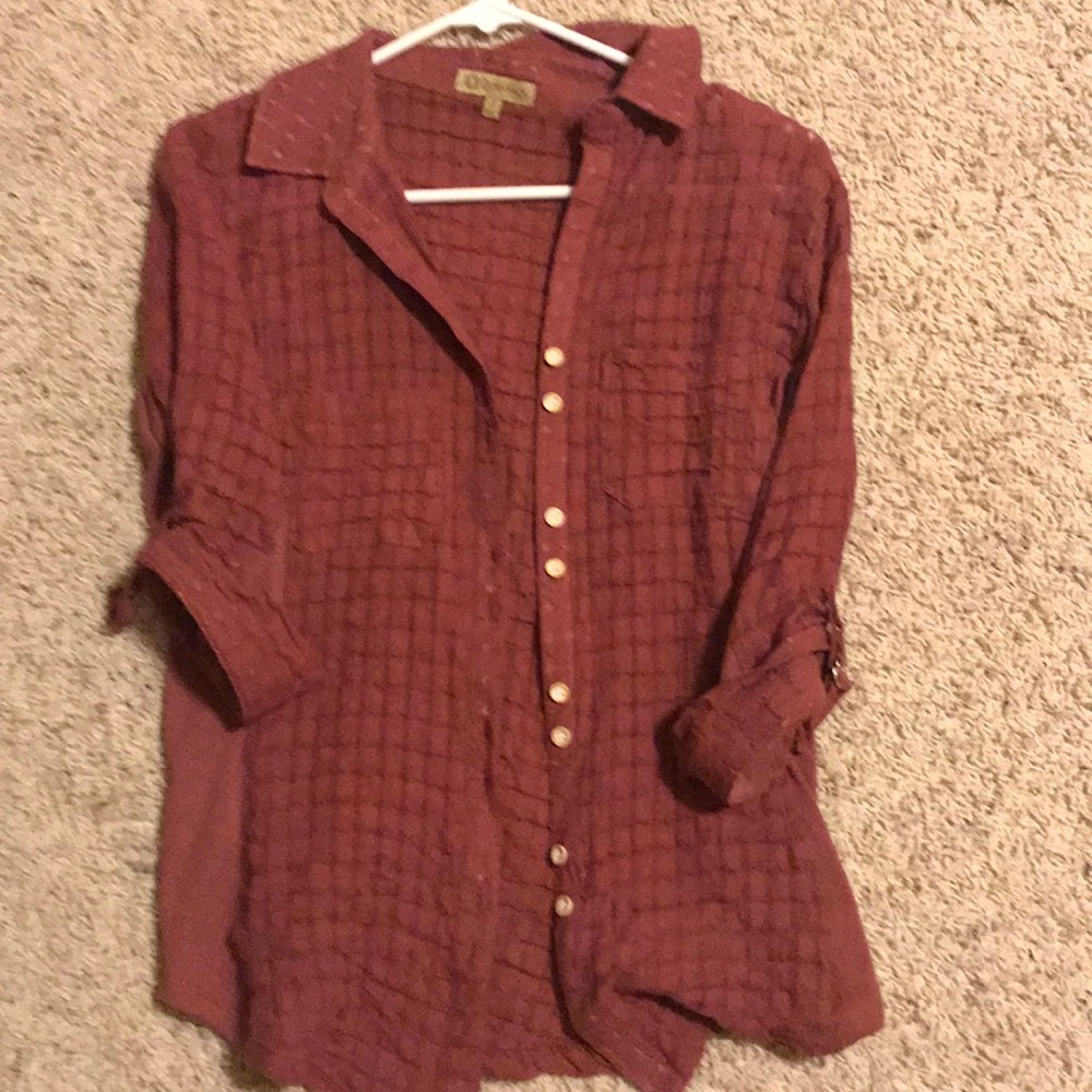 Dillard’s Democracy Button Up